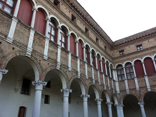 Palazzo di Ludovico il Moro (Palazzo Costabili)