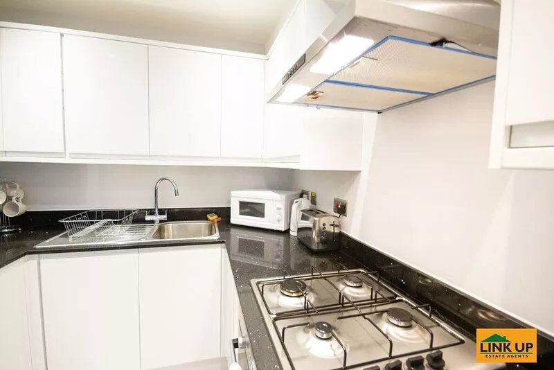 Flat 1, Holden Court