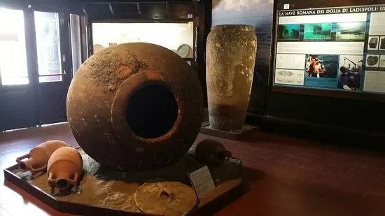 Museo Civico del Mare e della Navigazione Antica