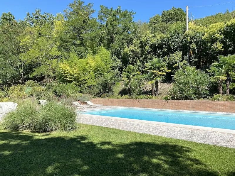 Enchanting country estate, 5 minutes to downtown