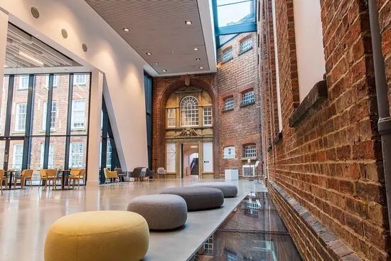Northampton Museum & Art Gallery