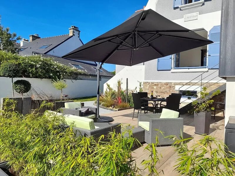 "Le Moustoir" 1930 house entirely renovated, town center, quiet area