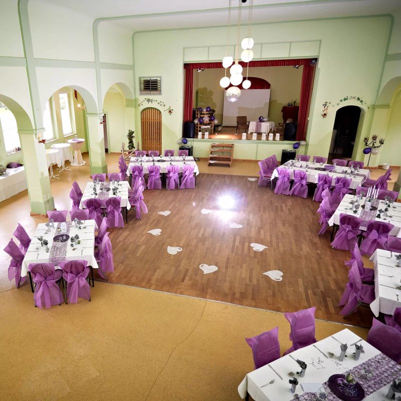 Restaurant Veranstaltungshaus & Pension Zum Hirsch