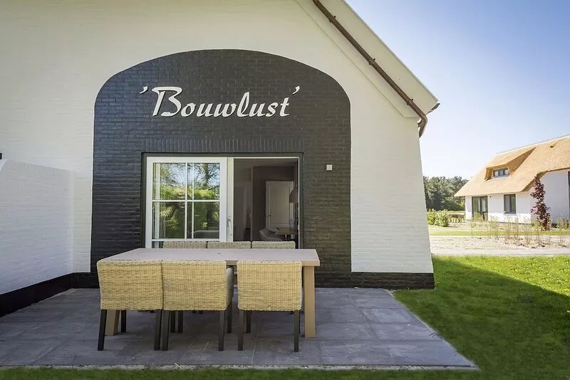 Apartment with Private Terrace & Garden in De Cocksdorp, Texel