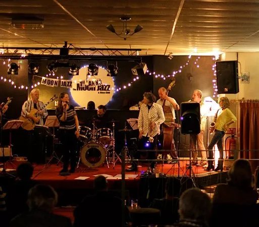 Moon Jazz & Blues Club