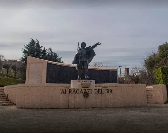 Monumento Nazionale Ai Ragazzi del 99