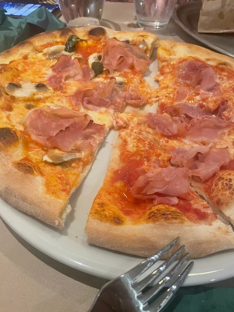 Pizzeria Italiana Agora