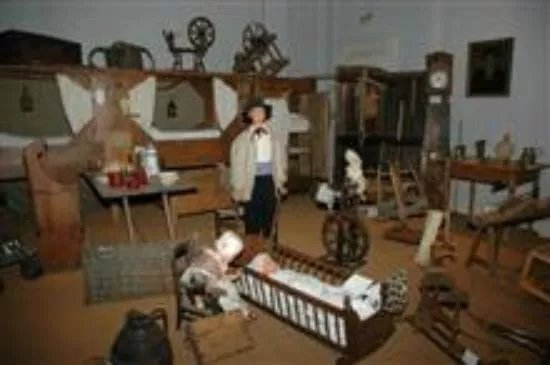Musee des costumes et des traditions populaires