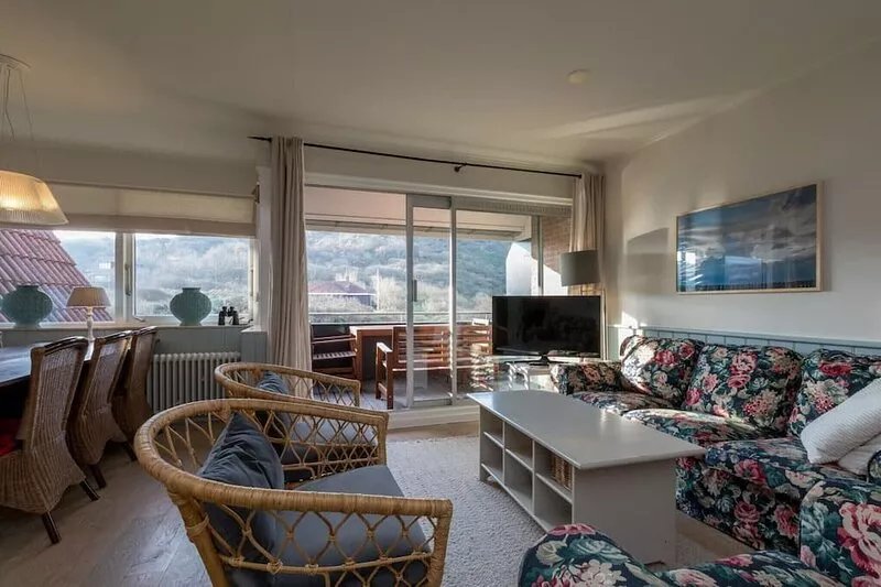 Attractive holiday home in Zoutelande near center