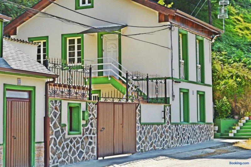 Apartamentos La Capitana