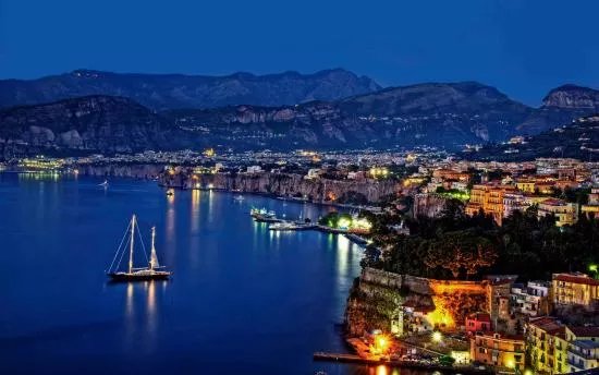 Sorrento Friendly Travel Car Service