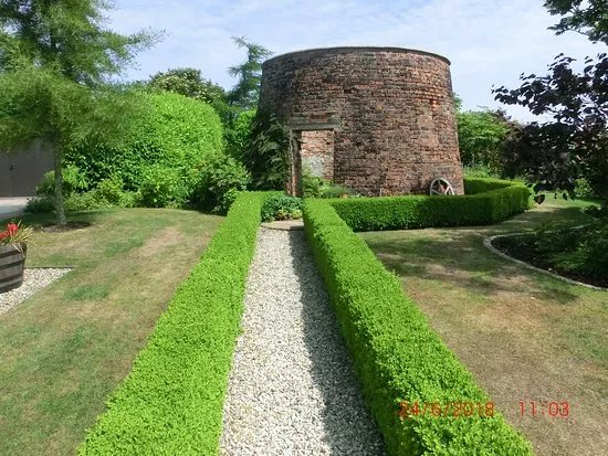 Mill Farm Garden