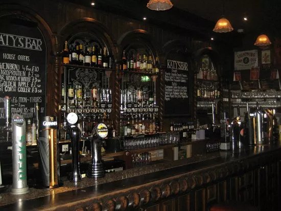Katy's Bar