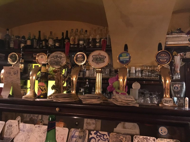 Dalwhinnie Irish pub
