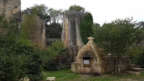 Les Carrieres du Bon Temps