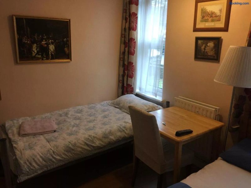 Alton's Guest House Greenwich