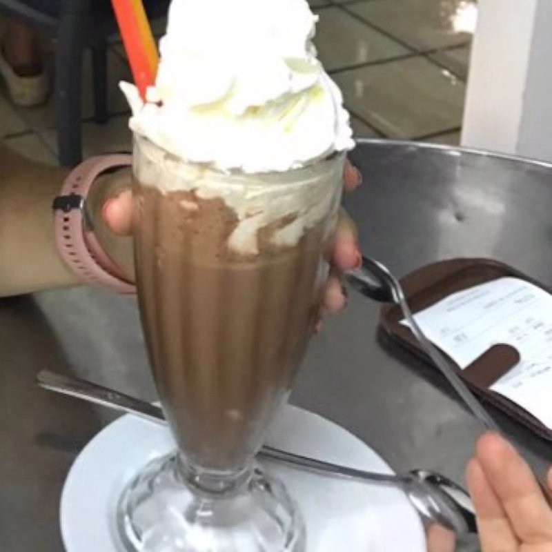 Deneu. Helados Mira