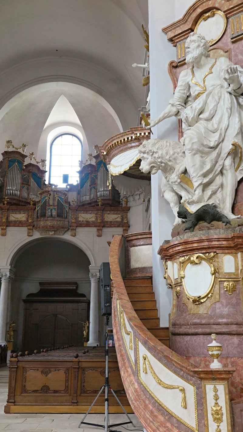 Chram Nalezeni sv. Krize