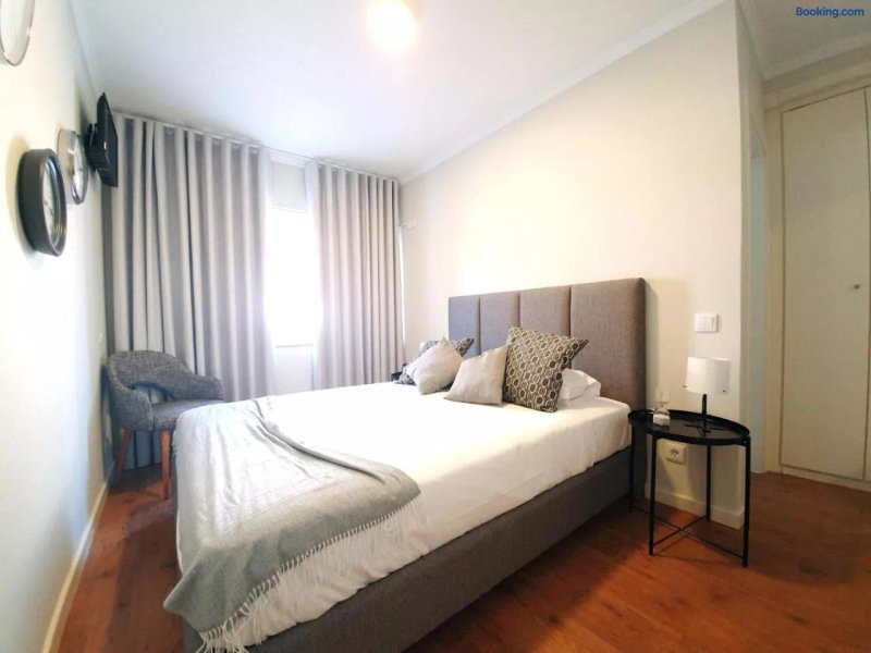 Sonetos - Guest House