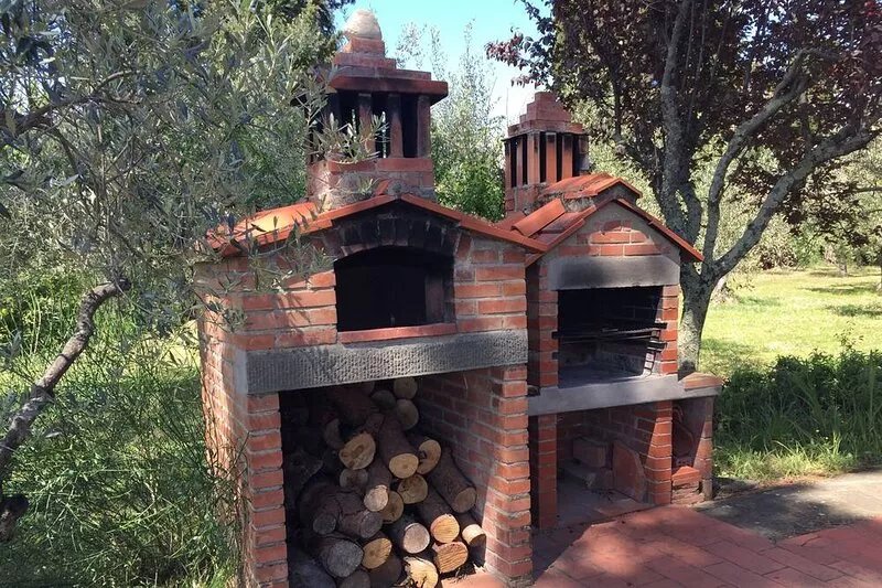 Villa Andrei, a relaxing bath in the Tuscan countryside with private pool