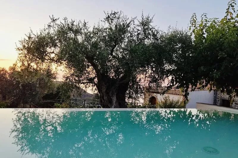 Casa Ale, in the hills 5 minutes from the sea with a small pool
