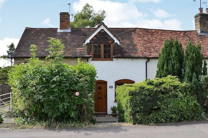 2 bedroom accommodation in Wendover, Aylesbury