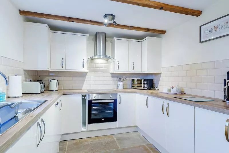 2 bedroom accommodation in Clay Cross