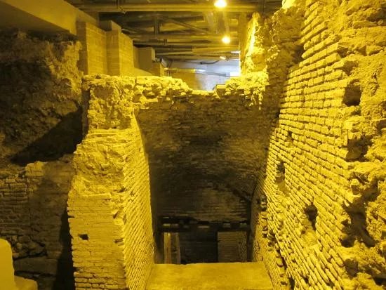 Vicus Caprarius – the City of Water
