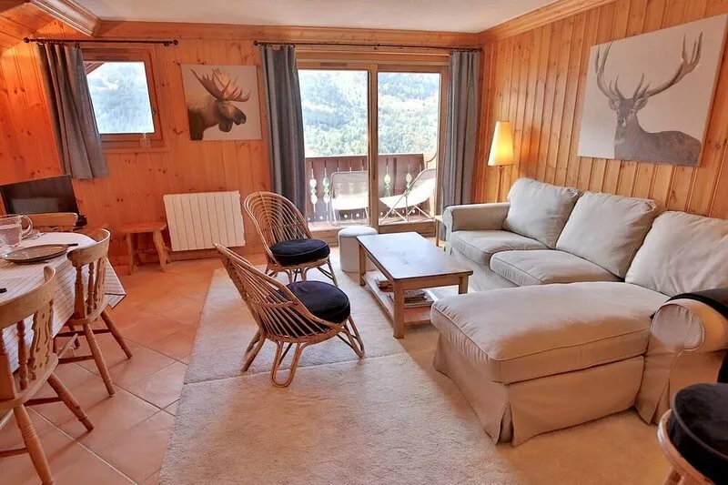 Jardins d'Hiver C109: nice 3 br with mountain views in Morel