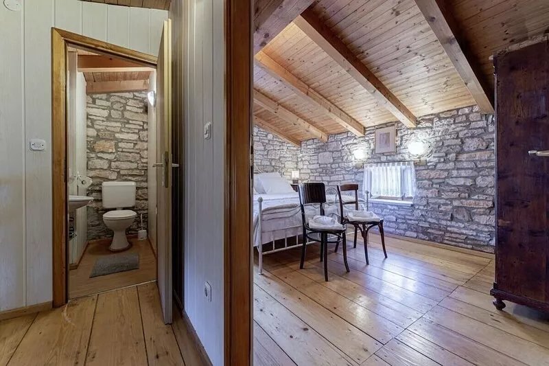 Holiday house Pićanci * secluded location, 3800 m2 garden, private pool