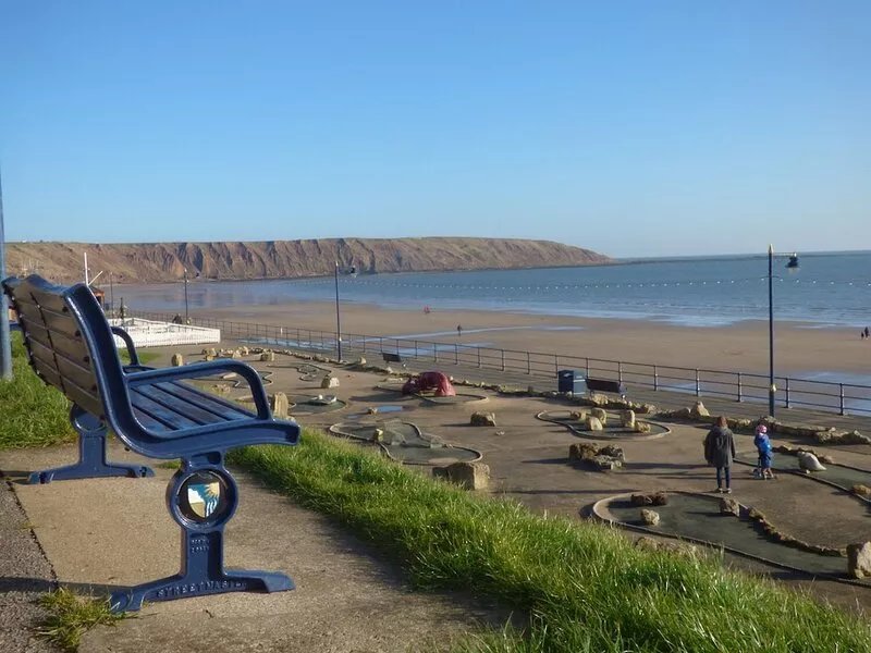 SUNRISE, pet friendly, country holiday cottage in Filey