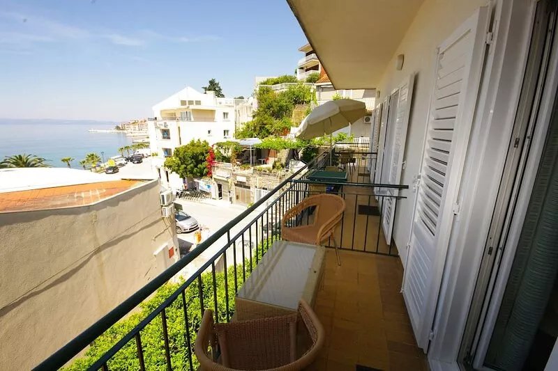 Three bedroom apartment near beach Podgora, Makarska (A-6789-a)