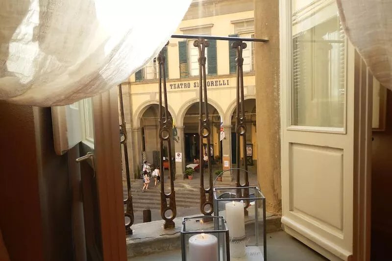 My house with steam room, theater view, chromtherapy, relaxing music, jacuzzi...