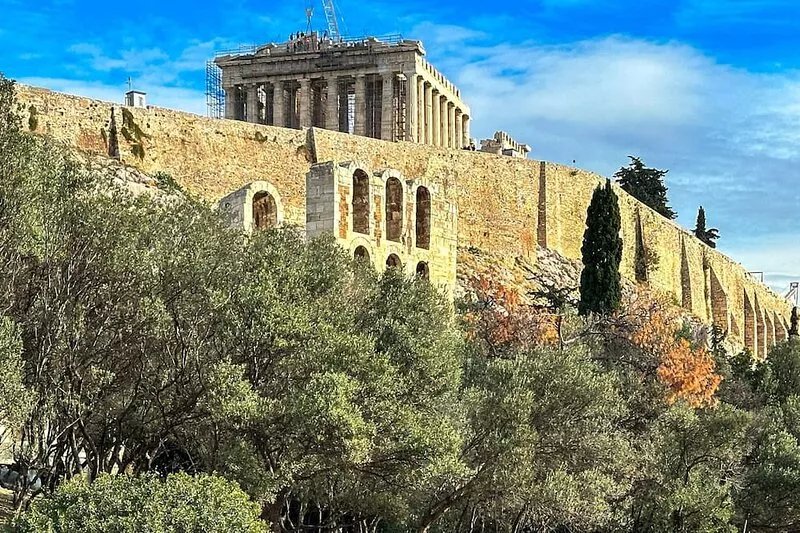 Athens 2-Bdr Apart. 3 min to Acropolis Site -Just in the heartbeat of History!