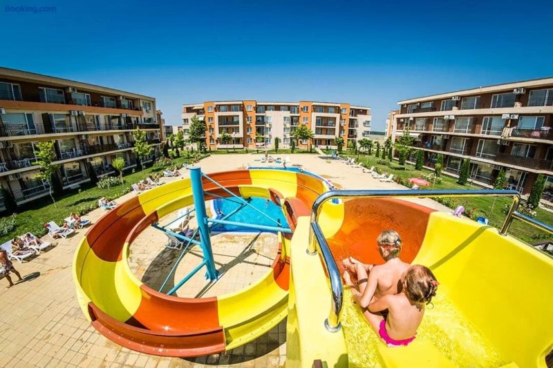 Premium Apartments in Holiday Orchid Fort Garden