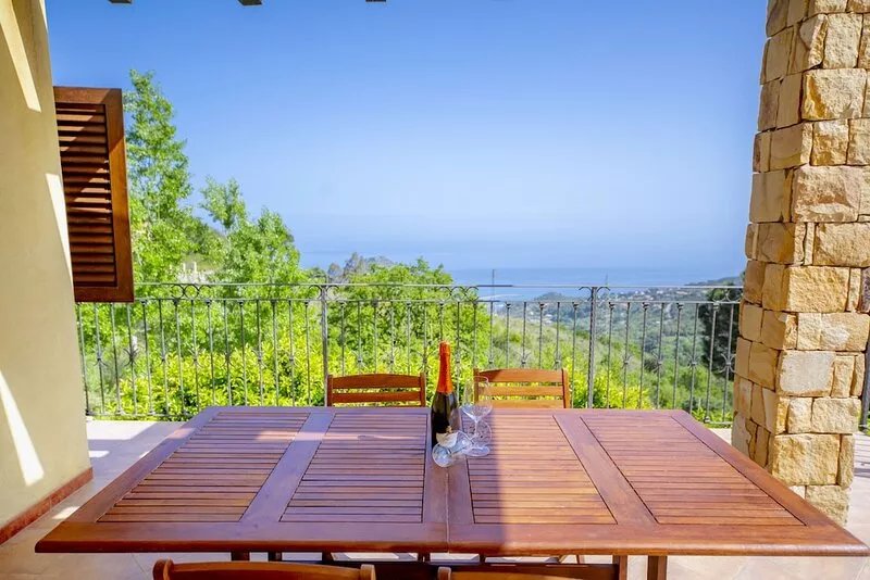 It is the ideal place to spend your holiday. It is suited to families or couples