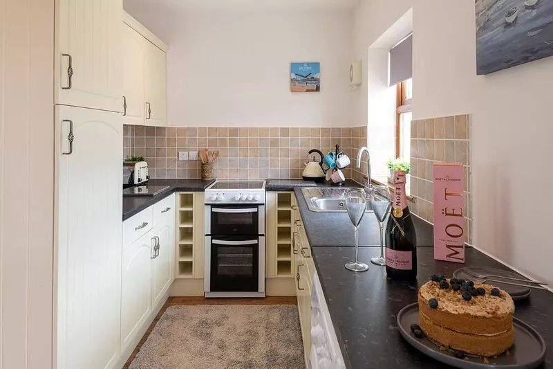 Y Bwthyn: 2 bedroom pet-friendly cottage in Glan Gors, Anglesey
