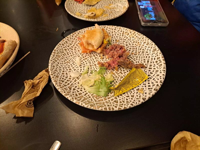 Cafe Trivial