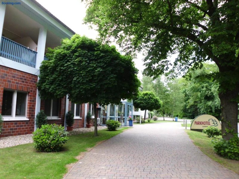 Parkhotel Schonewalde