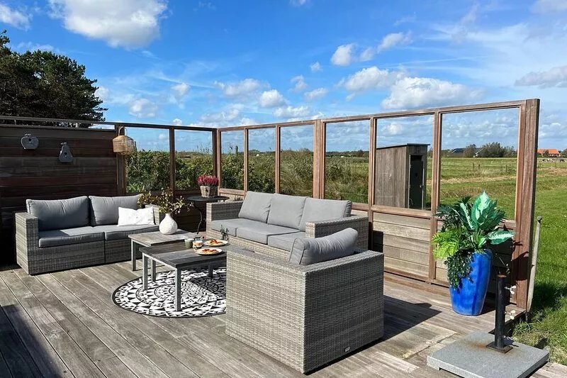 Beautiful holiday home with private orchard