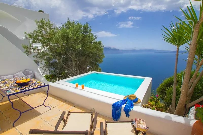 Grand 3 Bedroom Villa with outdoor Plunge Pool & Sea View
