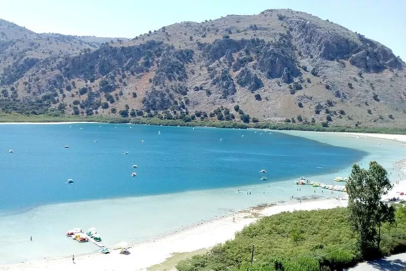 Panorama House, in Kournas, 7 min to sea, 4 min to taverns, views, E-working