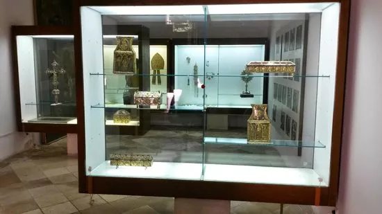 Treasury of the Parish Church Gold and Silver of Nin