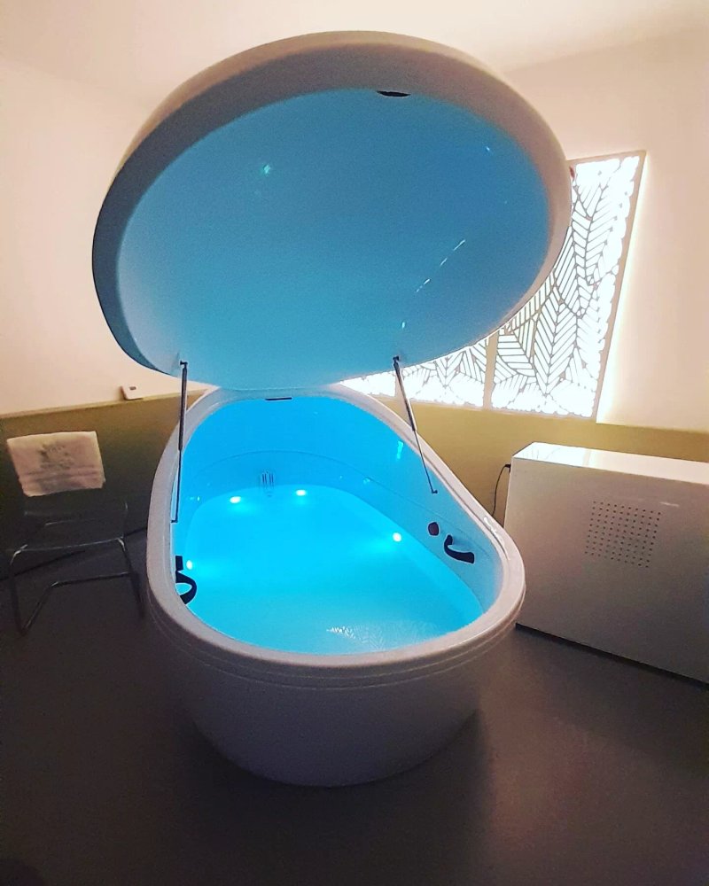 Thrive float