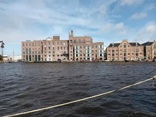 Rijstpellerij Hollandia (19e eeuw)