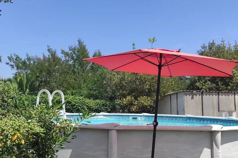 Villa Disposant D'un Grand Jardin, à 15 Minutes de la Plage