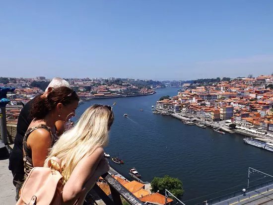 Porto Like a Local