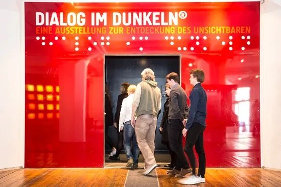 Dialog in the Dark