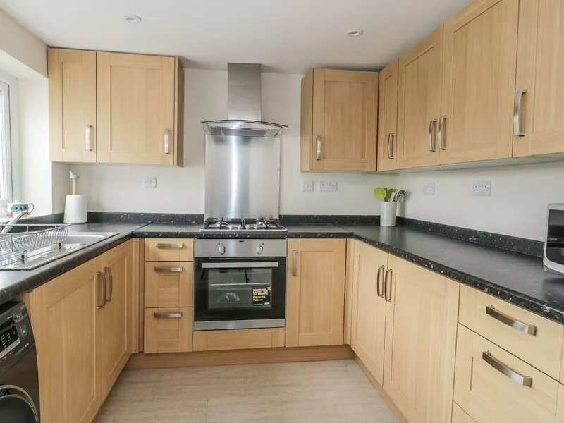 BEDLINOG, pet friendly, with a garden in Amlwch