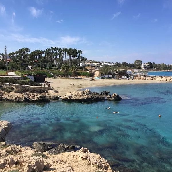 DETACHED VILLA, Private Pool, free WIFI, close to Beach, Restaurants & Shops